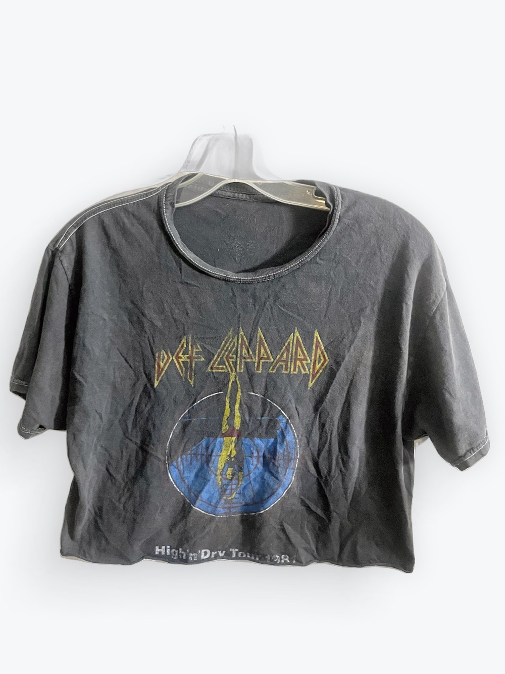 Vintage Cropped Def Leppard T-shirt Medium/Large
